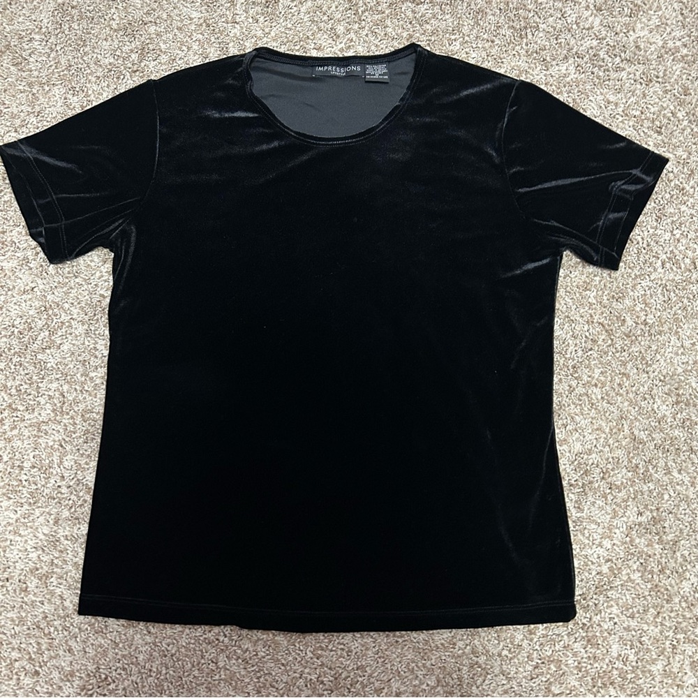Black Velvet Top Short Sleeve by Impressions Lifestyle Velvet Plush Tee Size M